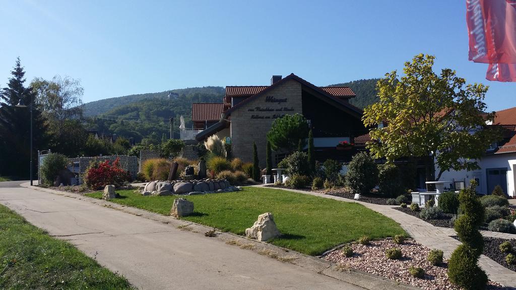 Weinhotel Kienle Бурвайлер Экстерьер фото